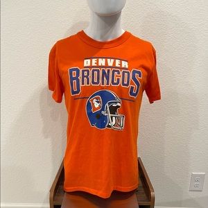 Vintage Denver Broncos T Shirt Medium